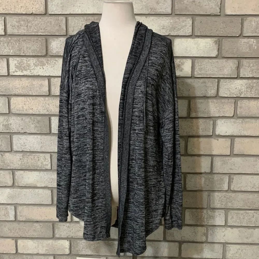 3for$20 hoodie top ( light sweater) 1x